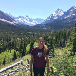 Meet your Posher, Kelsey